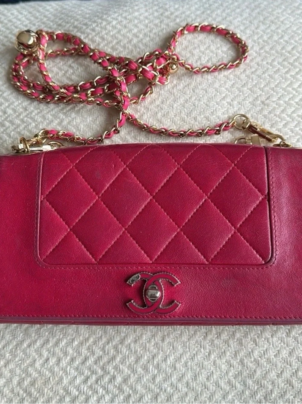 CHANEL Quilted Shoulder Bag in Burgundy with Gold-Tone Hardware